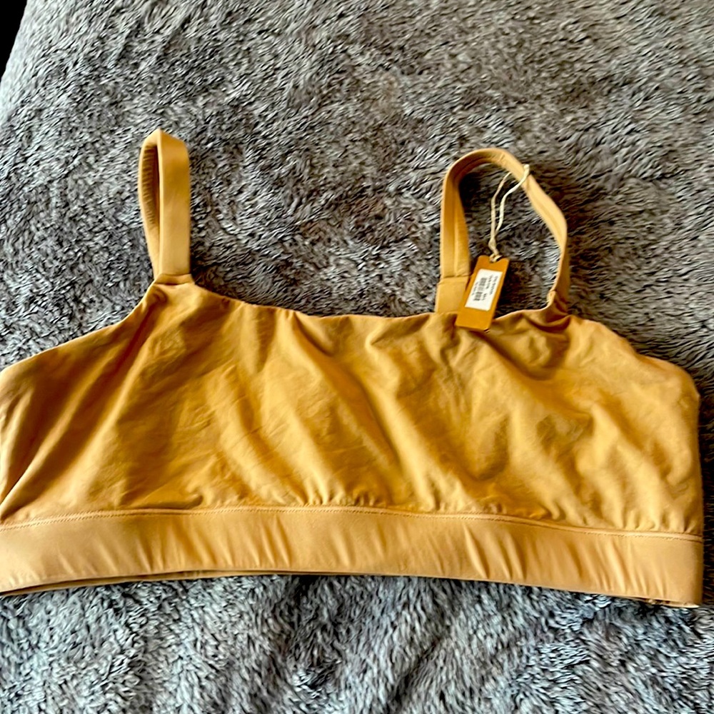 Skims bralette